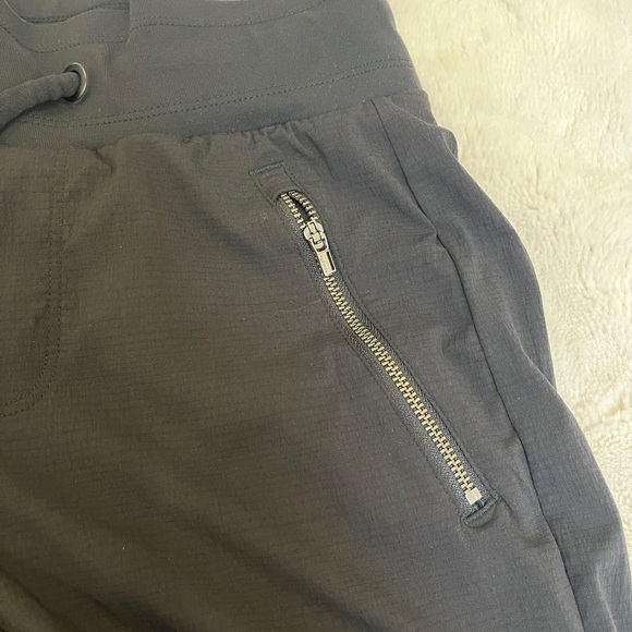 ATHLETA TREKKIE JOGGER. *LIKE NEW* - Picture 3 of 6